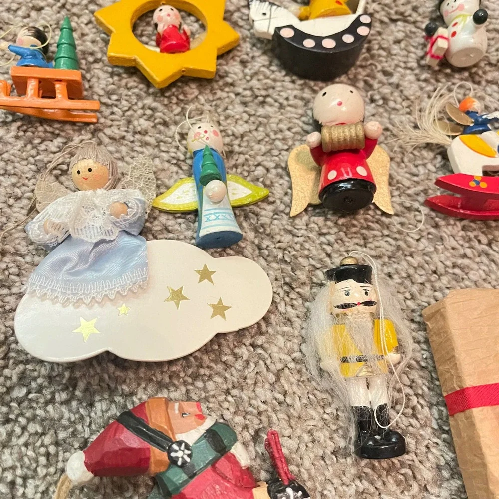 Vtg kitschy 70s plush Wooden felt ceramic Christmas‎ Tree Ornament lot 32 taiwan